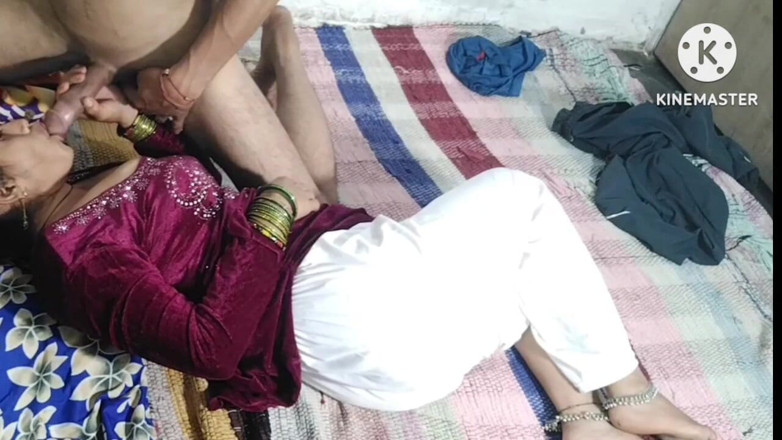 Saxesageth: Ateşli seksi Hintli ev hanımı