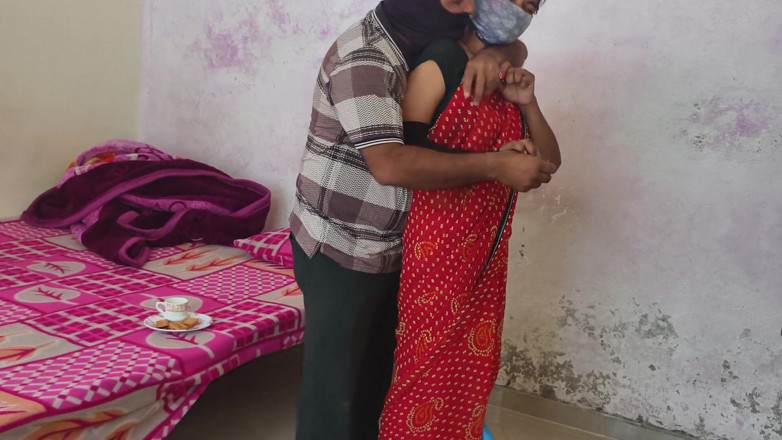 BadMash_Bhabhi: L'arrapante servo indiana desi viene scopata
