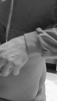 Büyük Bir Dildo Ile Anal Duraklama, 30 Cm Deliğe Girdi