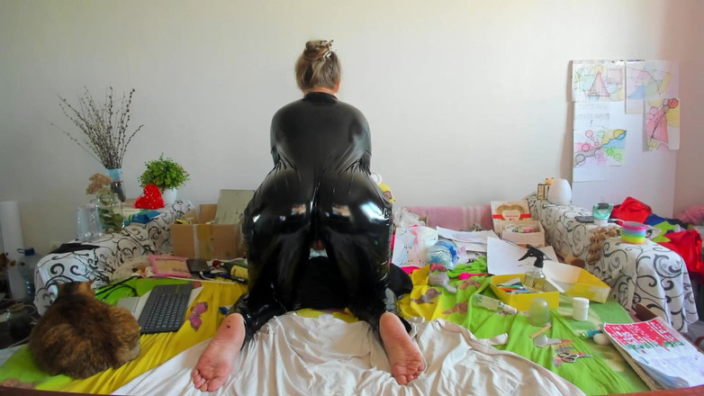AnnaNotIdealAngel: Traje de látex en mí