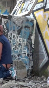 Philip is lucky to be fucked by the XXL cock of a straight boy, outdoor cruising