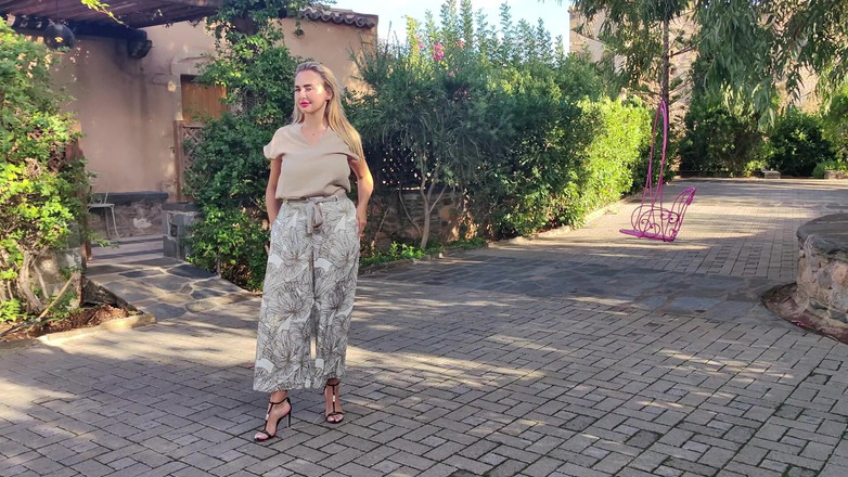 Goddess Lena: Kagumi saya di taman saya