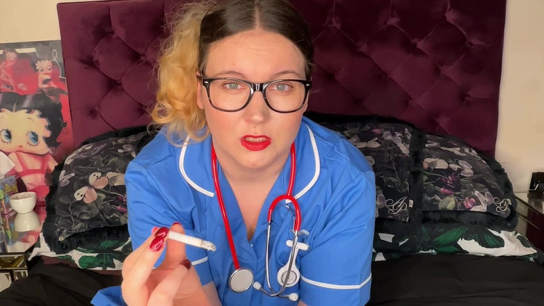 MissFFW: Verpleegster Ffw ridicules naald lul verliezer