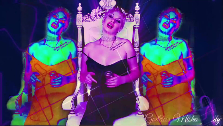 Goddess Misha Goldy: ASMR envoûtant ! Je vais t'enfermer dans la chasteté aujourd'hui ! Servez...