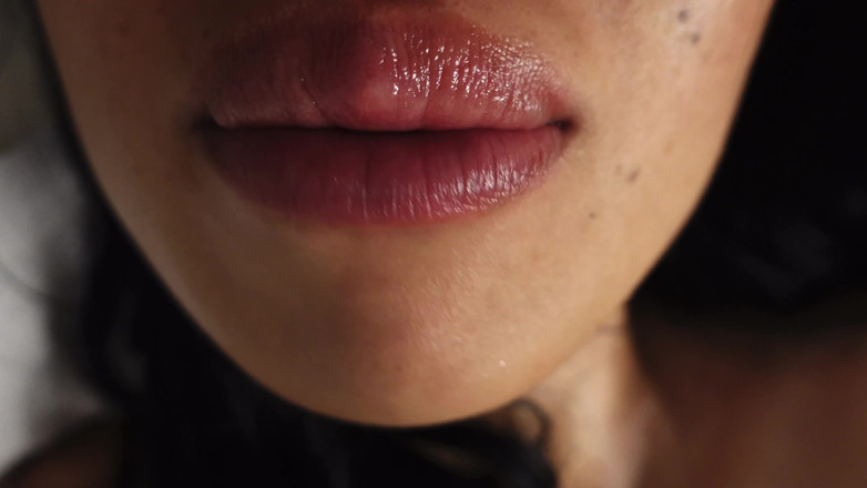 Asmr_mouth: 喜欢以躺着姿势舔你