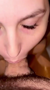 Stepmom Tries to Take It All in Her Mouth While Sitting in the Shower