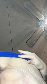 Maestra soy tan traviesa que me rastí mis bragas azules