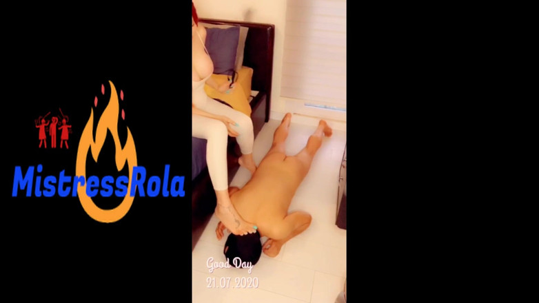 Mistressrola: Арабская госпожа рабыня Rola пощечина