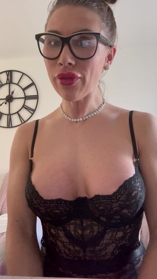 CALLIE ROKS: Завдання з написання рядків