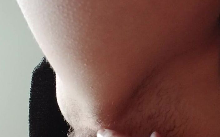 Lesbian-illusion: I Masturbate My Hairy Pussy Intensely Until I Cum