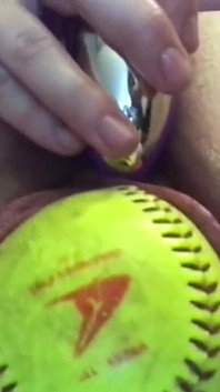 Coño relleno de softbol
