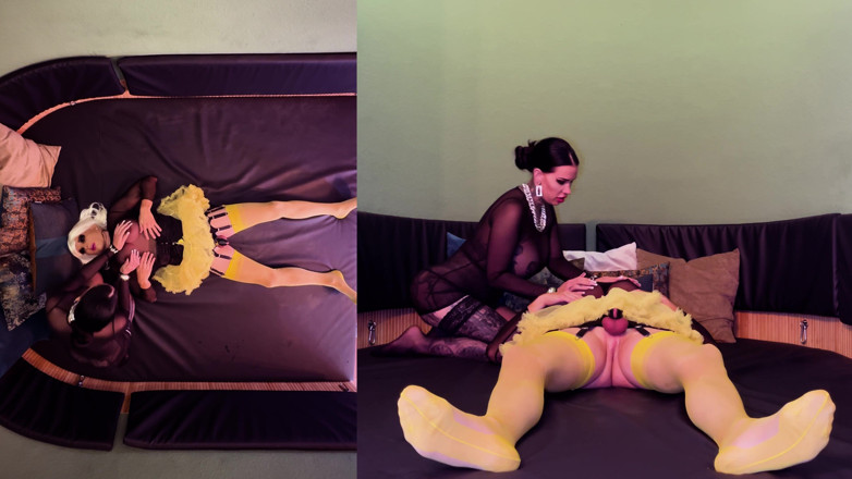 MissAlessaMilano: Sensation des pieds en nylon et facesitting