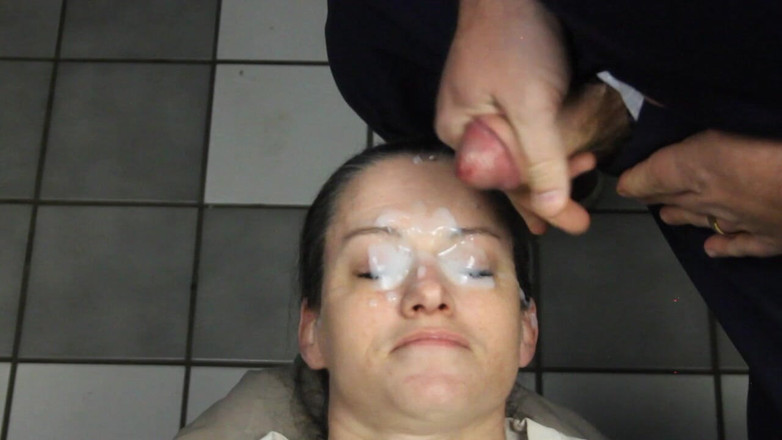 Dirty Dees: Branle-moi le visage !!