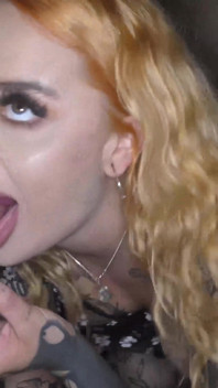 Rosa, Jessika Geniet van een Gangbang_1