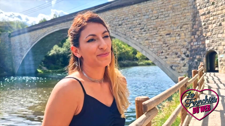 The Frenchies of the web: Stella, a Submissive Who Loves Having Her Mouth Fucked