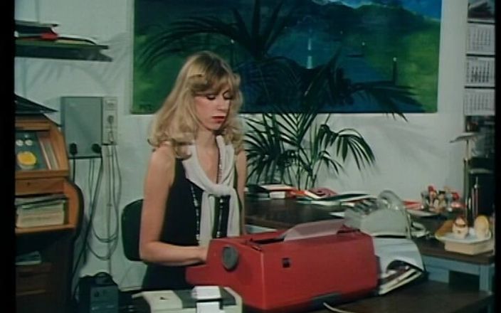 GERMAN PORN CLASSICS: Claudio和他的玩伴们伟大的经典