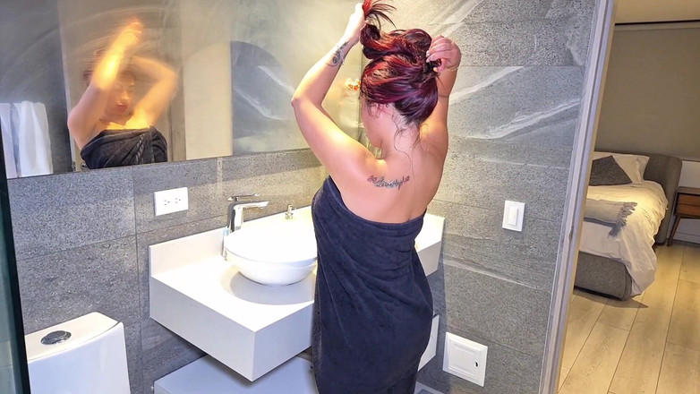 Alejandra Palacios: My Roommate Woke Me up and Came Inside My Pussy.