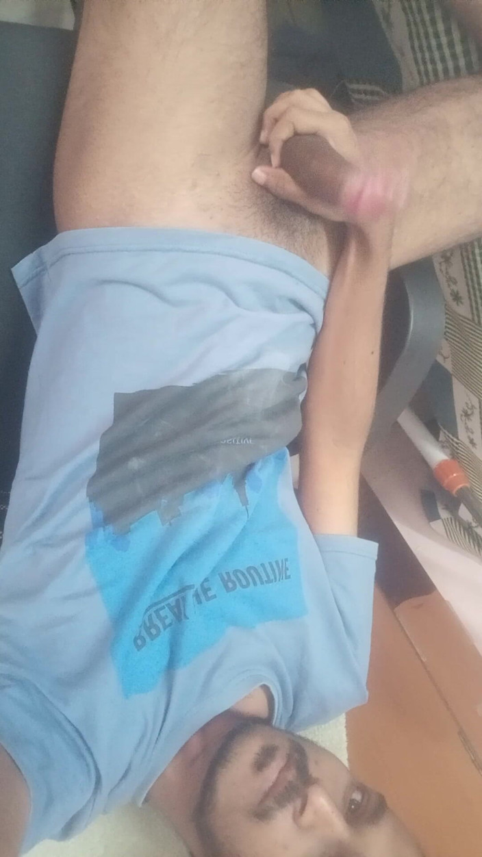 Suhas: Bersendirian Desires melancap