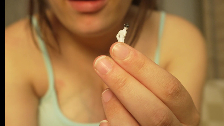 AmayaMori: Giantess Stepmom Orders Tiny Men Online They Have No Escape