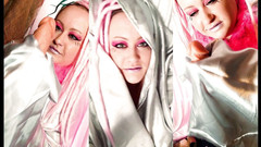 Campsissyboi: Bohyně Lana dominuje Bruci se svůdným hladkým hedvábím