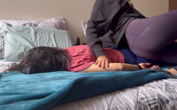 scarlettandc: Meine frau liebt es, zerquetscht zu werden