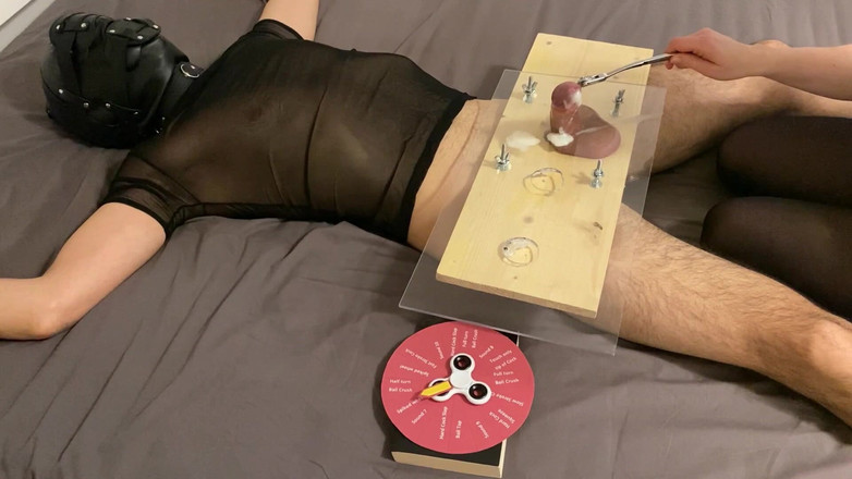 Big Bat: Wheel of Fortune n° 1 - CBT - Stimulation orgasme et après l’orgasme