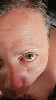 POV kouření a sperma v ústech