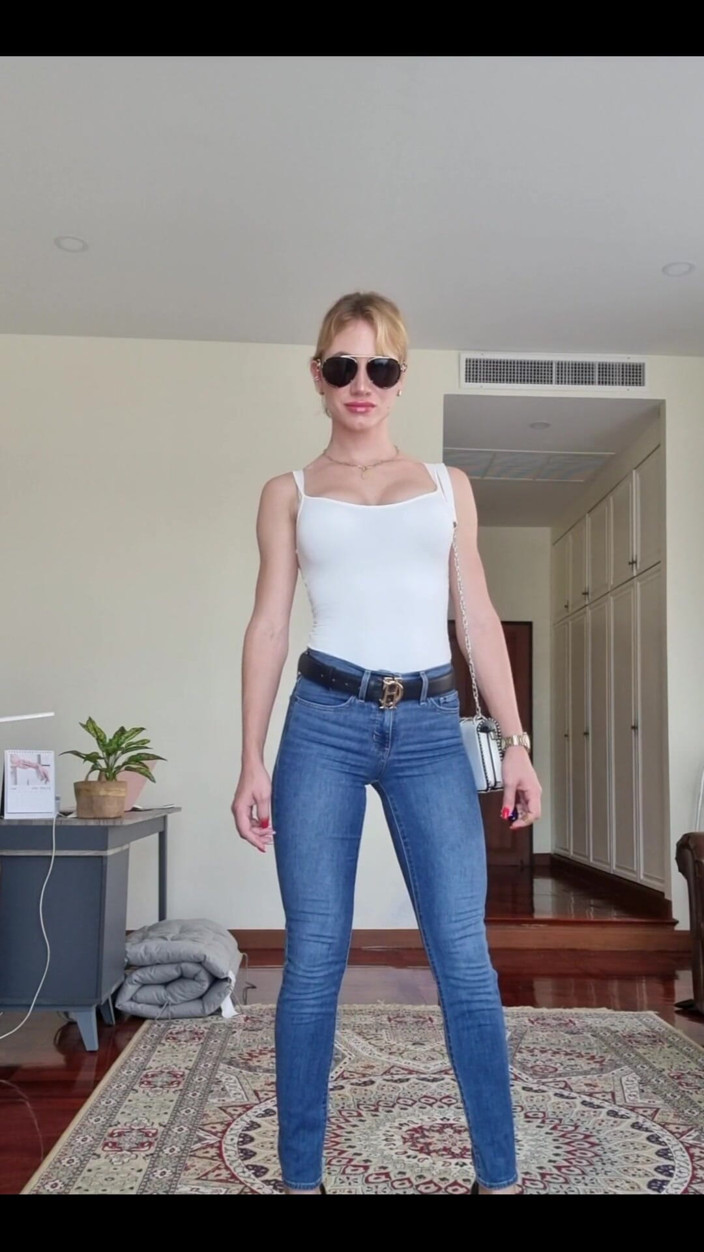 Angel The Dreamgirl: Těsné džíny
