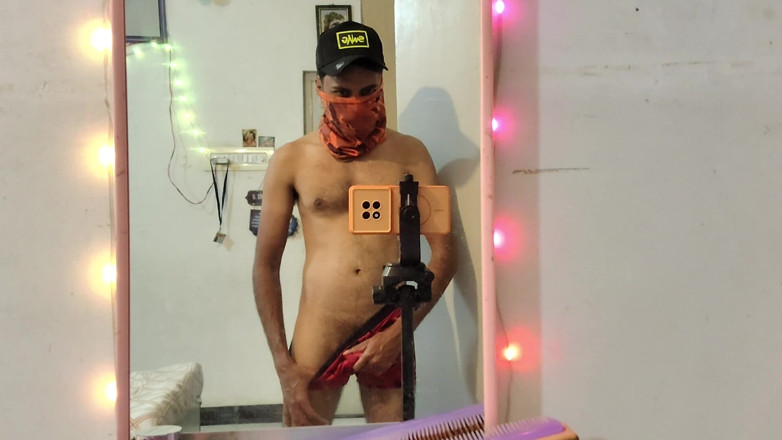 UltraHotBoy69: Feel the Lights Mirror Selfie
