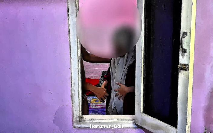 Hamster_Ball: पड़ोसी द्वारा लगभग पकड़ा गया! milf(चोदने लायक मम्मी) हिजाब खिड़की में लंड चुसाई