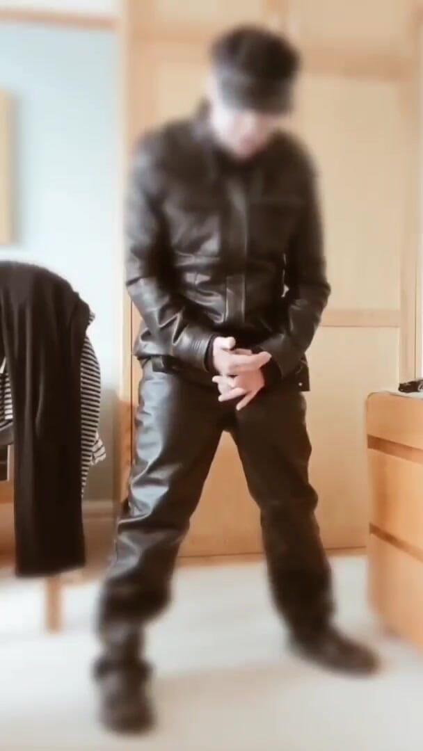 Bellhead: Honění v kůži s reverzním pohybem