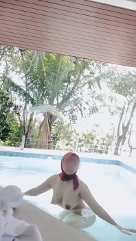 pool men hijaab nagn snan