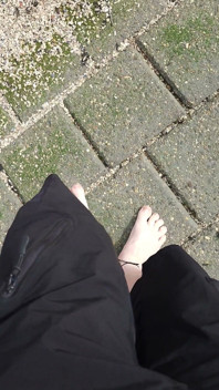 Pieds Nus Dans La Mer Du Nord De Septembre À Wangerland