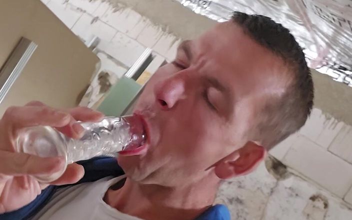 Chris_snoopy_91: Horny Noon Fuck with Dildo on the Construction Site