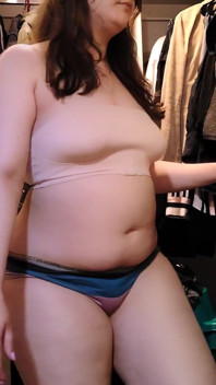 Punto di vista: Paffuta Feedee nicole succhia il tuo cazzo