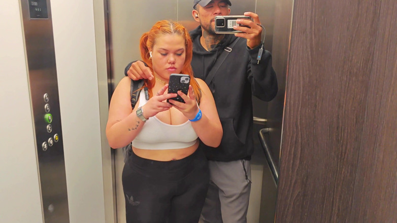 Latincurvyredhead: Personal Trainer fickt seinen schüler im Austausch für seinen monatlichen...