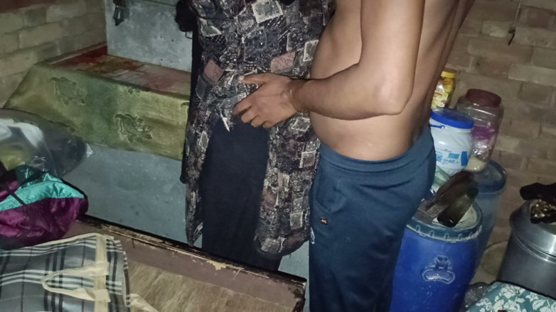 Bhabhi UP: Najma Bhabhi Ki Dekh Toh Main Mad Ho Gaya Bhabhi...