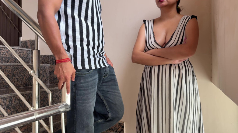 Hornycouple149: Šukal jsem přítelkyni svého kamaráda, když šel na párty