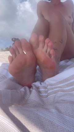 Dianna Davis: Sandy Beach Voeten