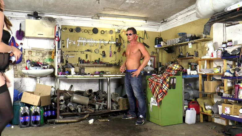 German Full Movies: Špinavé dp šukání v červeném prádle