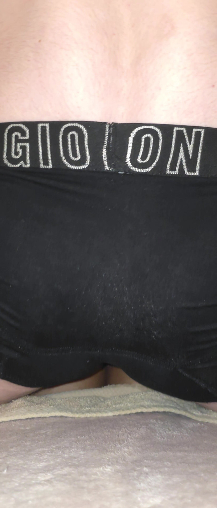 White Boya: あのおばあさんに置かなきゃいけなかったんだ