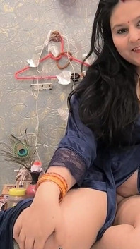 Indian Lady Exposed Her Beauty