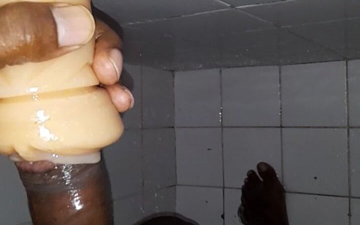 Black guy: S6 E3 mastürbasyon yapıyor