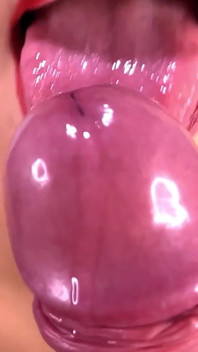 Lezzetli kitty oral seks