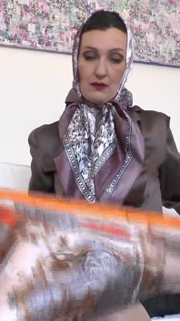 Ekscytujące satynowe szaliki! Lady Victoria Valente