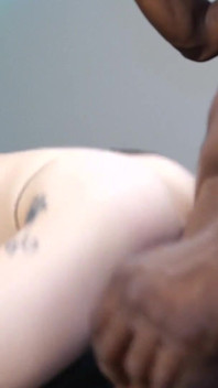Una piccola bionda viene distrutta da un bbc-modumboxxx