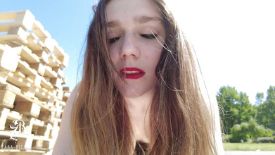 Zara Bizarr: Cepat di luar miang! Pancutan mani pada tetek saya!