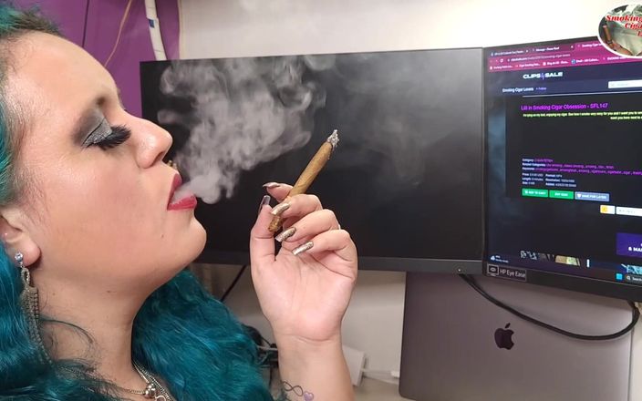 Lilli Cukierek Cox: Куріння habano cigarillo під час перевірки нашого магазину!