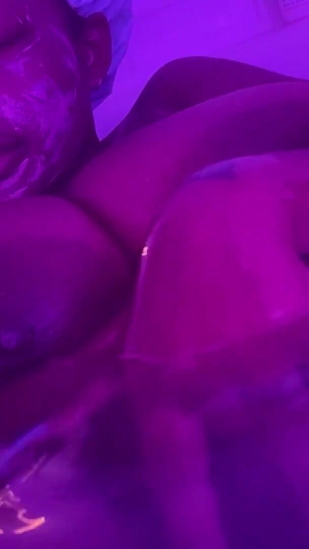 Ebony Solo Eager to Cum Rubbing Her Pulsing Pussy While Taking a Bath (Curlyy keeyaa) Ebony Solo Eager to Cum Rubbing Her Pulsing Pussy While Taking a Bath (Curlyy keeyaa)