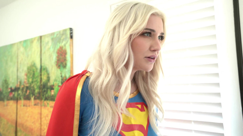 Conor Coxxx: Supergirl: zniszczona superbohaterka z błękitem Skye